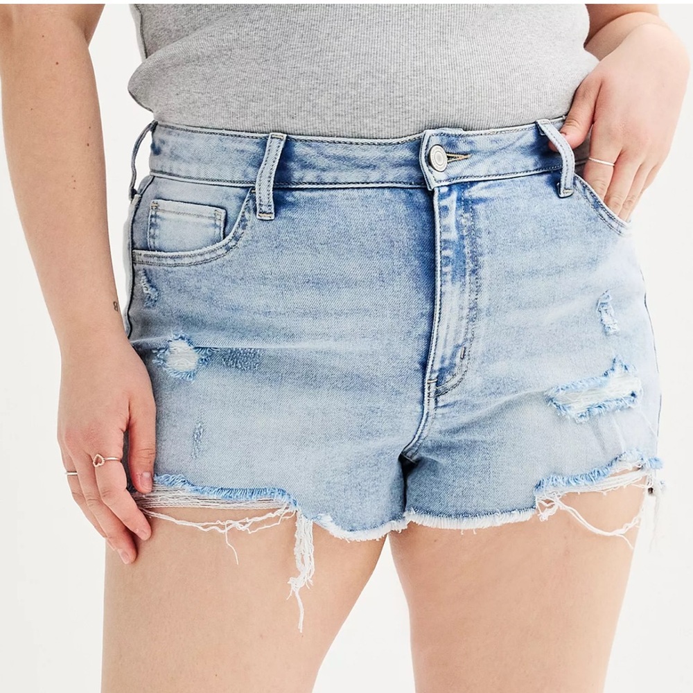 Mid Rise Elastic-Waist Short